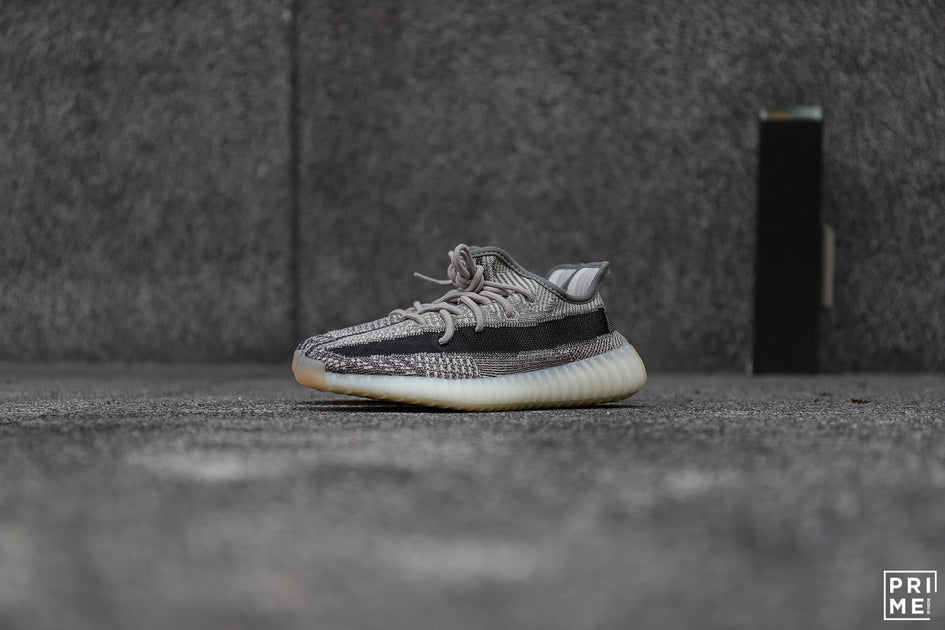 Yeezy 350 V2. Zyon (FZ1267)