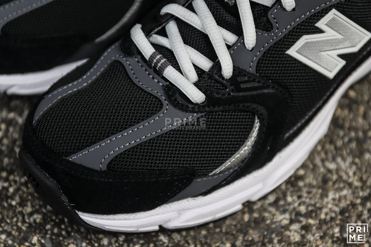 New Balance 530 Classic Black MR530CC