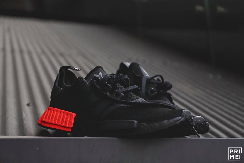 Adidas NMD R1 Core Black / Core Black / Solar Red (EE5107) Prime Adidas NMD R1 Core Black / Core Black / Solar Red (EE5107) Prime