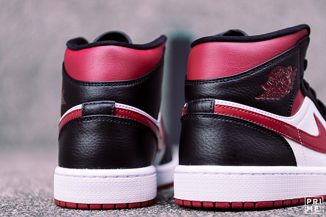 Nike Air Jordan 1 MID BLACK NOBLE RED WHITE 554724 066 Prime