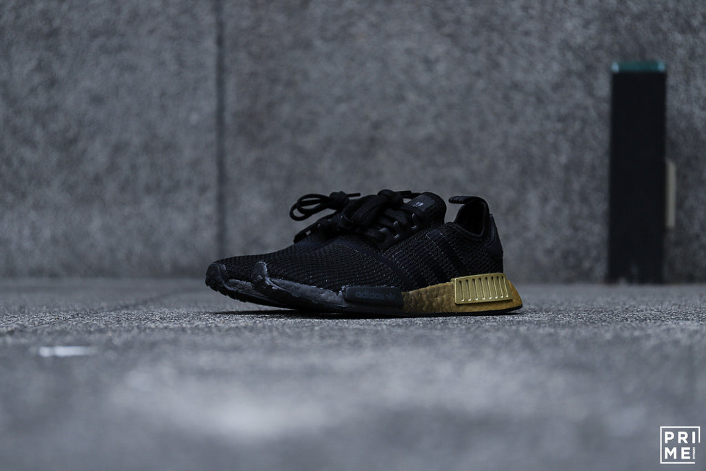 Adidas NMD R1 CORE BLACK CORE BLACK CARBON(FU9352