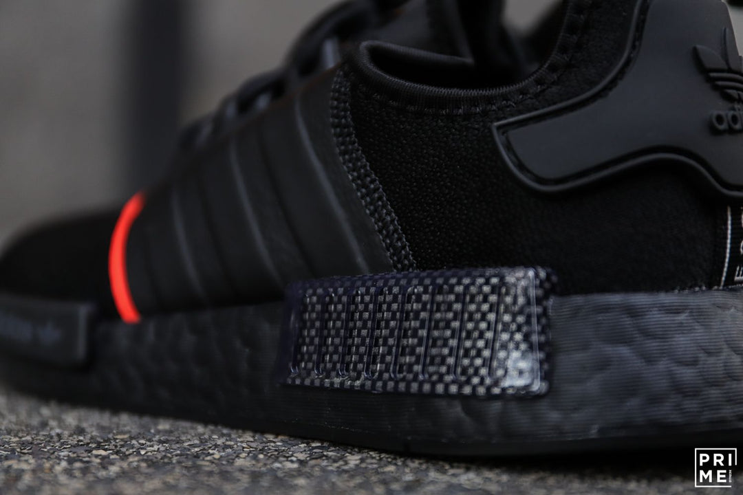 Adidas NMD R1 Core Black / Core Black / Solar Red (EE5085) – Prime